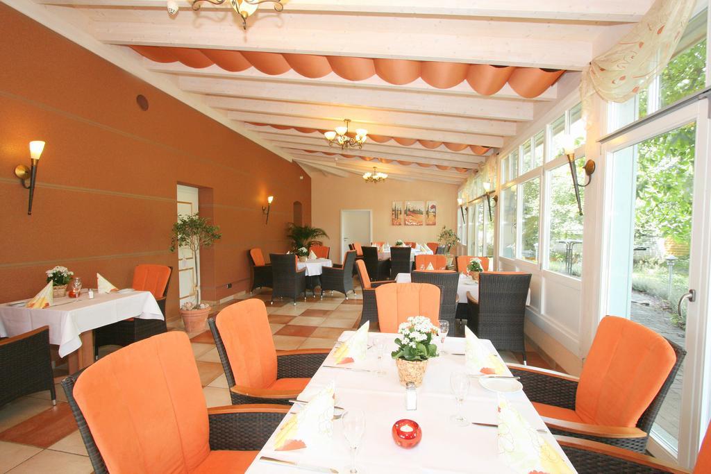 Hotel Muehlenhof Lollar Eksteriør bilde