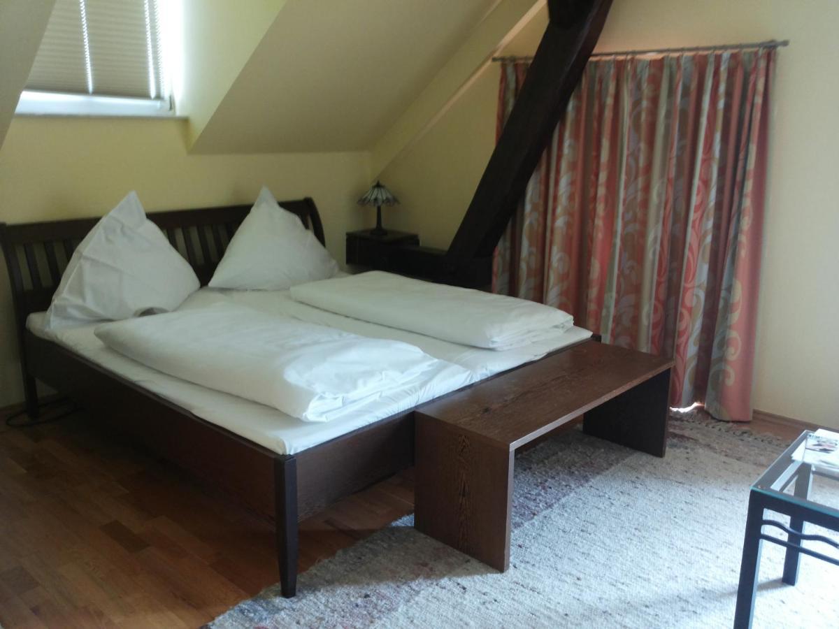 Hotel Muehlenhof Lollar Eksteriør bilde